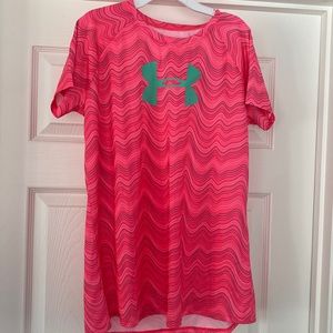 Under Armour girls shirt
